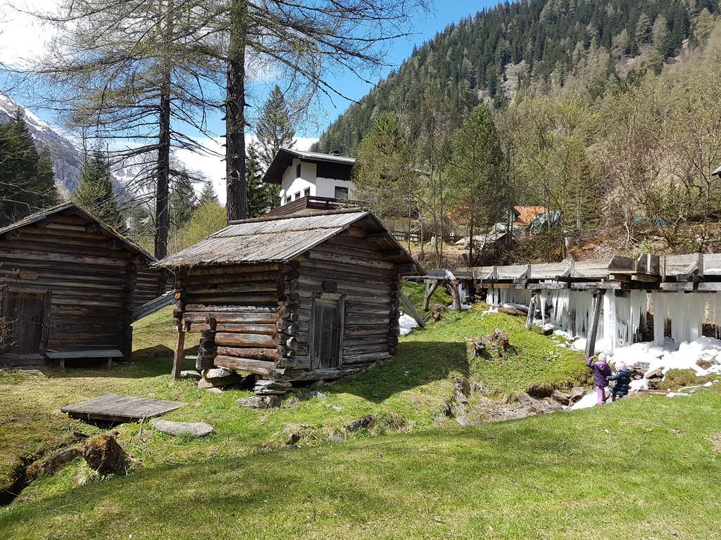 Gaestehaus Truskaller Hotel Mallnitz Buitenkant foto